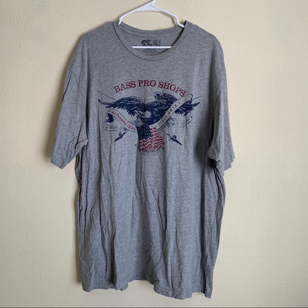 SOLD Bass pro shops graphic tee - Picture 2 of 5